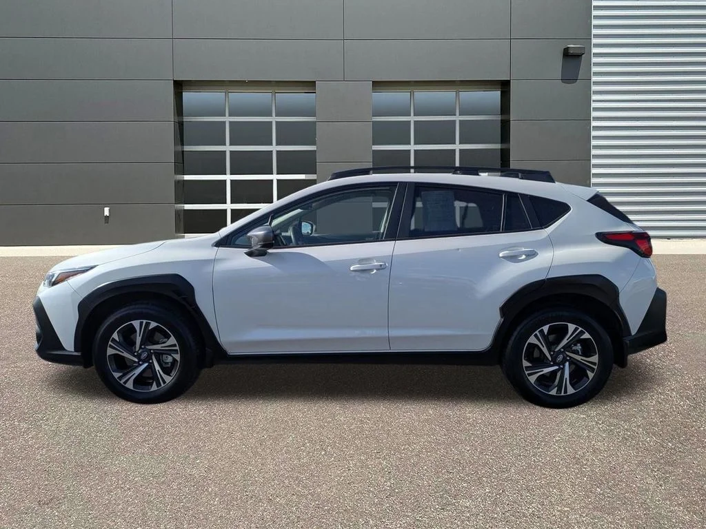 Used 2024 Crystal White Pearl Subaru Premium image 9