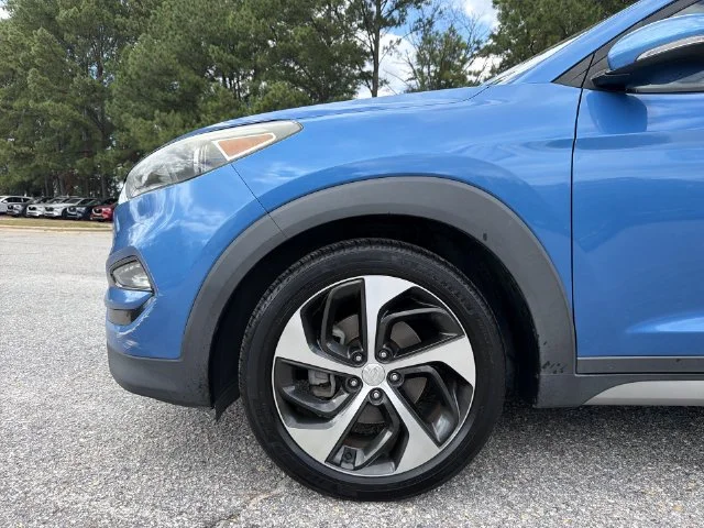 Used 2017 Blue Hyundai Limited image 10