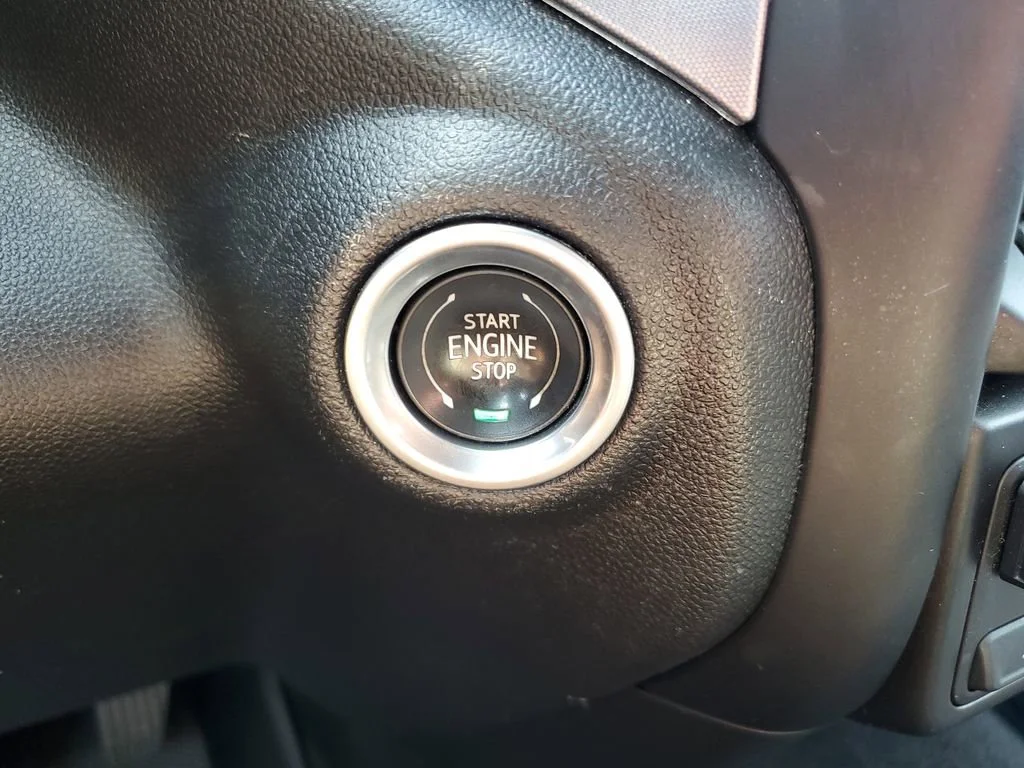 Used 2019 Gray GMC SLE image 22