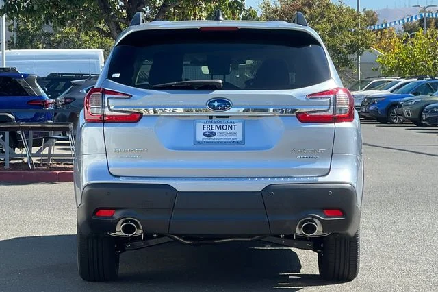 New 2026 ICE SILVER METALLIC Subaru Limited 7-Passenger image 5