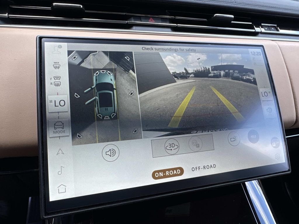 New 2026 Fuji White Land Rover Dynamic SE image 25