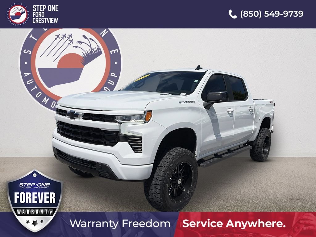 Used 2023 White Chevrolet RST image 1