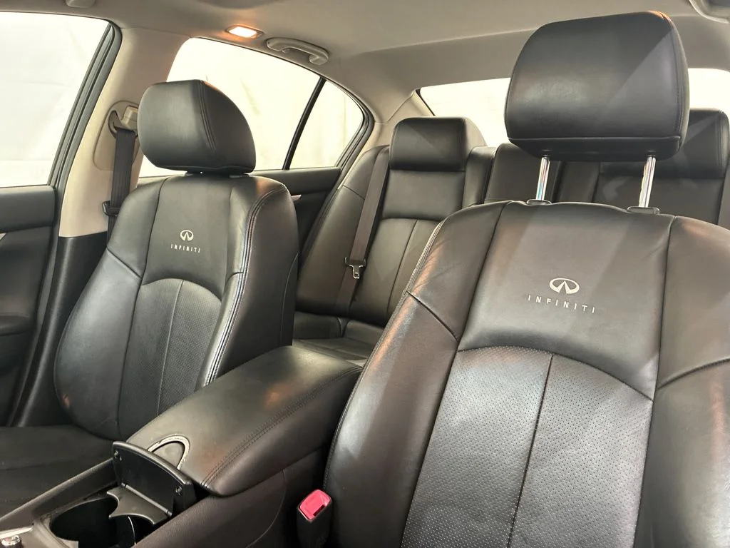 2011 INFINITI G Sedan - Photo 10