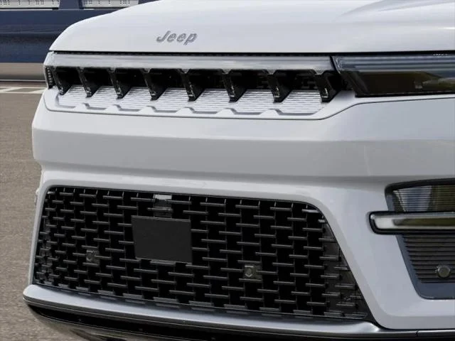 New 2026 Bright White Clear-Coat Exterior Paint Jeep  image 7