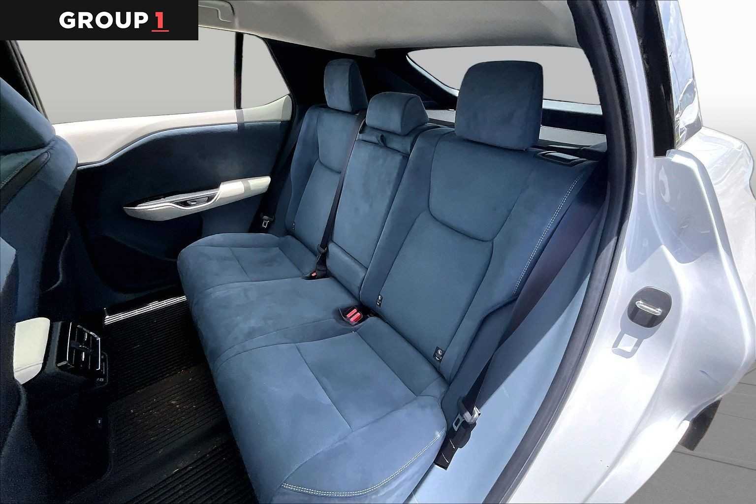 Used 2023 Eminent White Pearl Lexus Luxury image 17