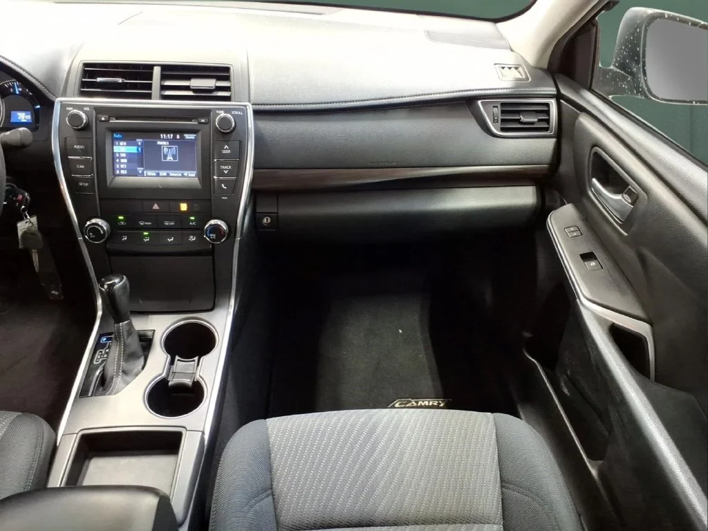 Used 2015 Attitude Black Toyota LE image 8