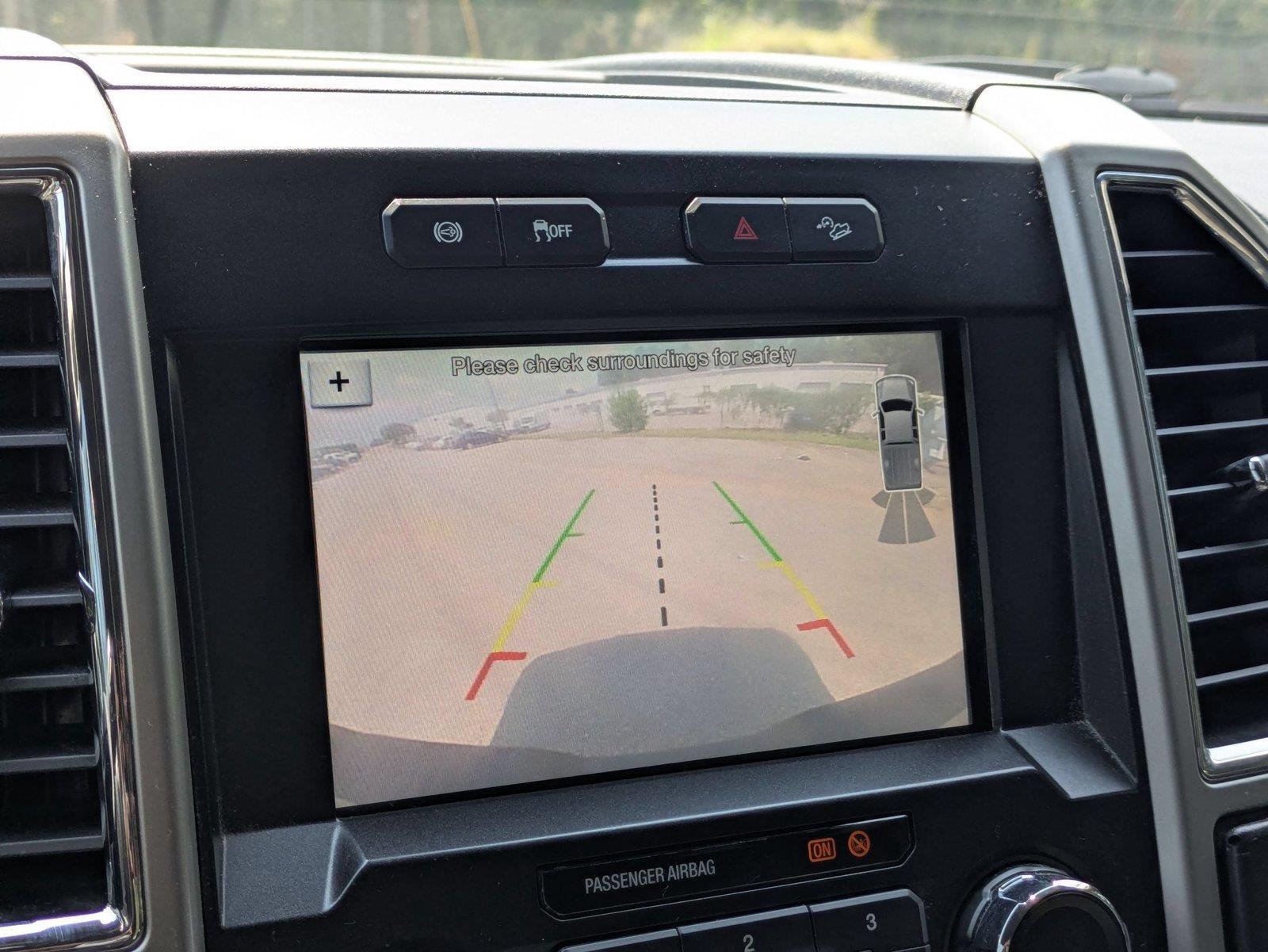 Used 2018 Magnetic Metallic Ford LARIAT image 22