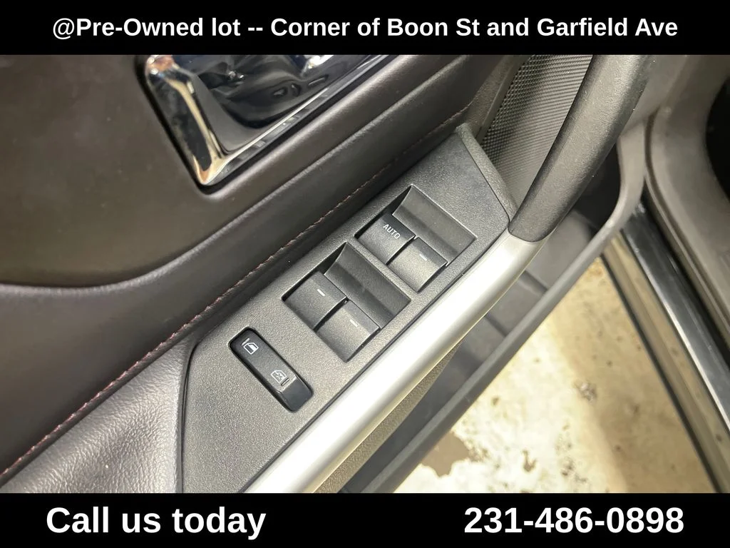 Used 2014 Black Ford SEL image 16