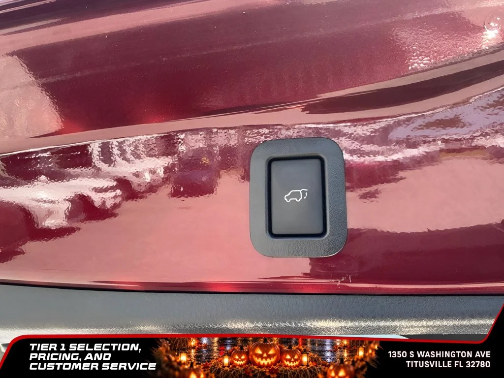 Used 2018 Red Toyota LE Plus image 40