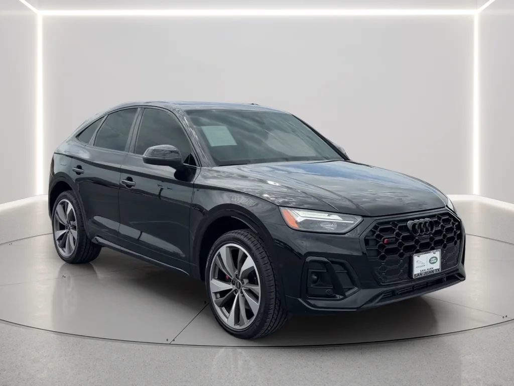 Used 2024  Audi Premium Plus image 3