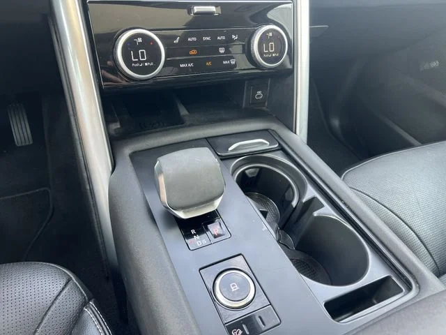 Used 2024 Black Land Rover S image 25