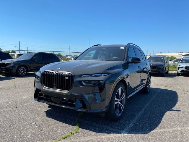 2027 BMW X7