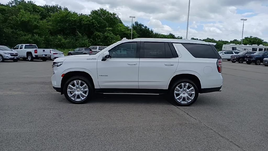 Used 2023 Iridescent Pearl Tricoat Chevrolet High Country image 5