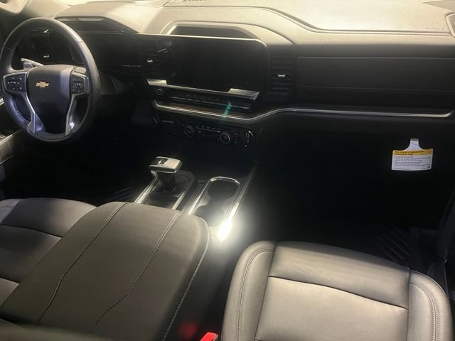 Used 2026 Summit White Chevrolet LT image 18