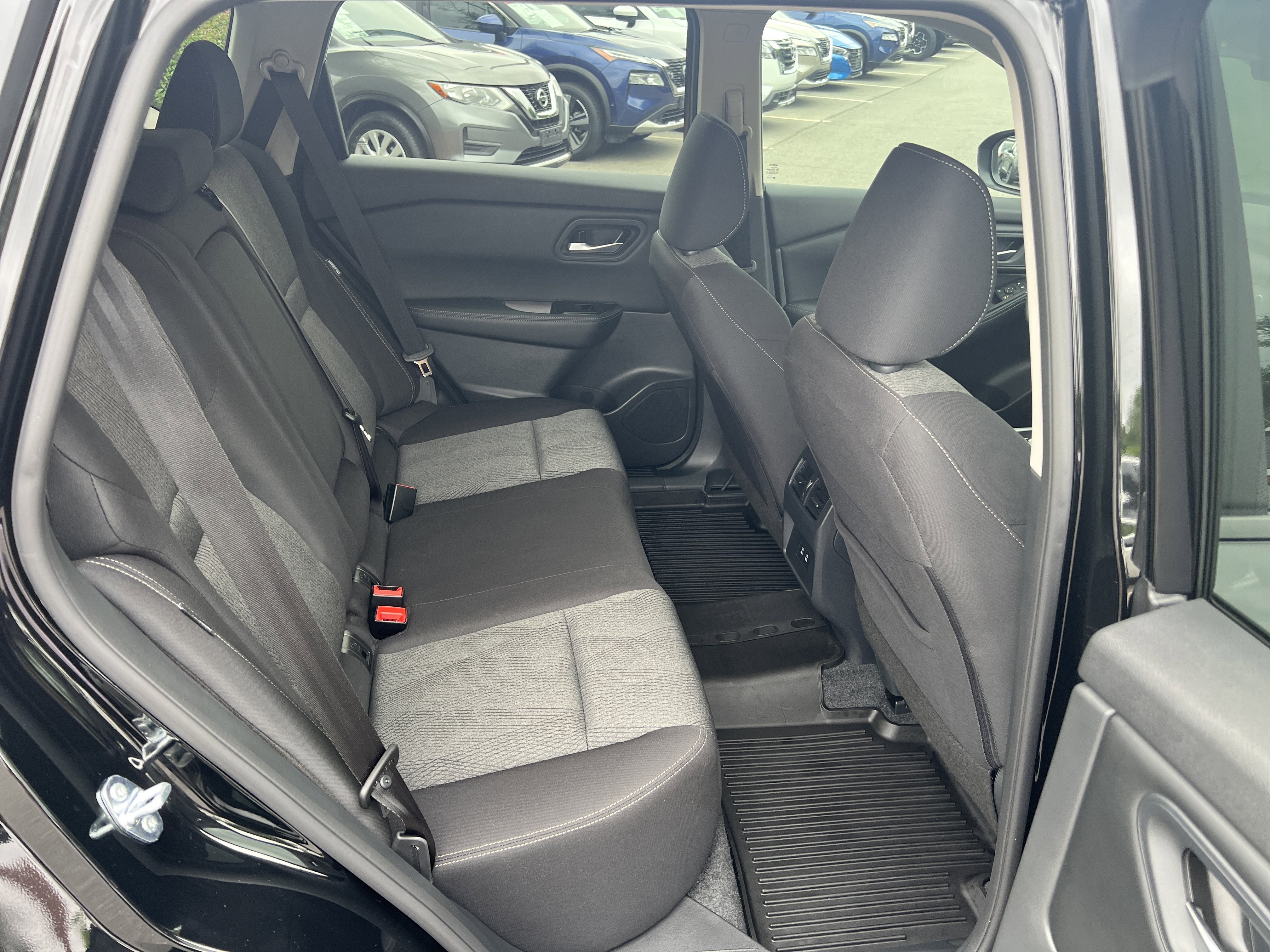 Used 2026 Super Black Nissan SV image 41