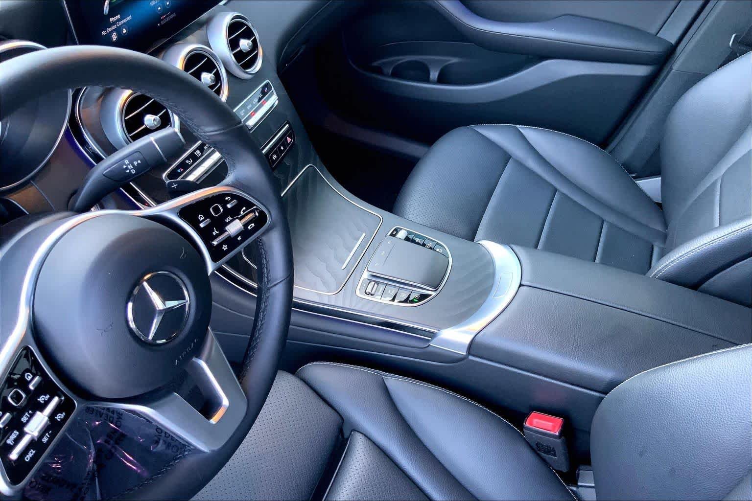 2022 Mercedes-Benz GLC GLC300 - Photo 15