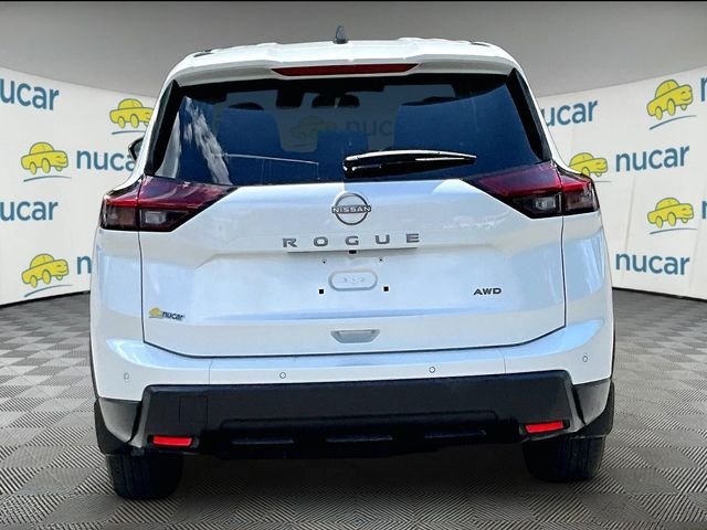 Used 2025 White Nissan S image 4