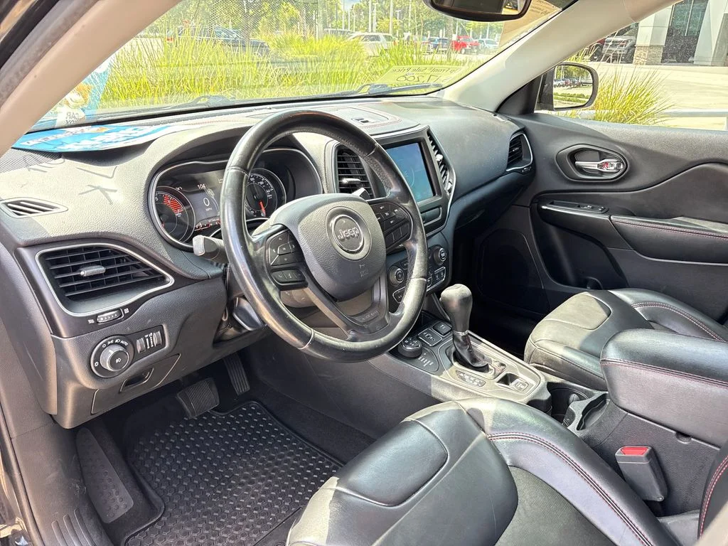Certified Used 2020 Black Jeep Trailhawk image 6