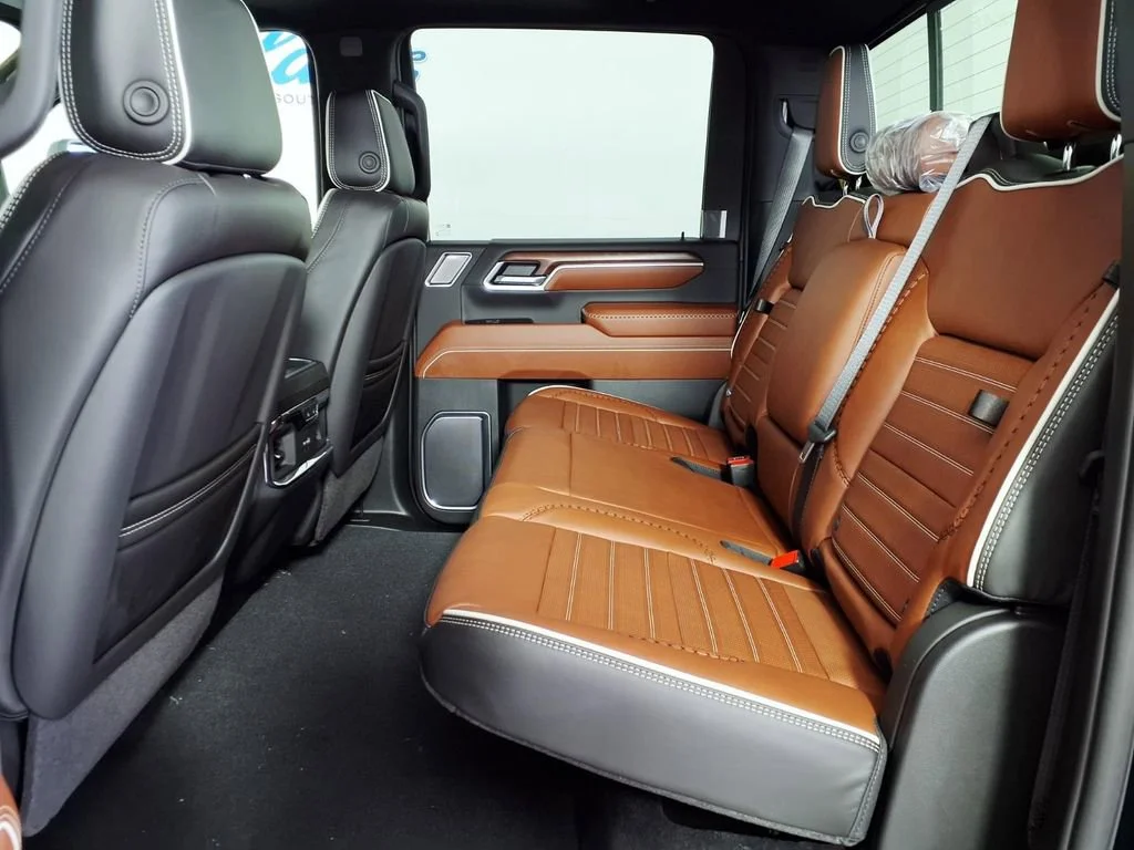 New 2026 Onyx Black GMC Denali Ultimate image 9