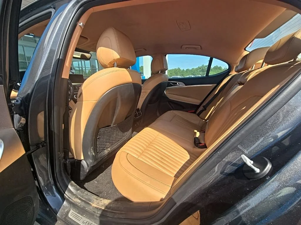 Used 2022 Himalayan Gray Genesis 3.3T image 3