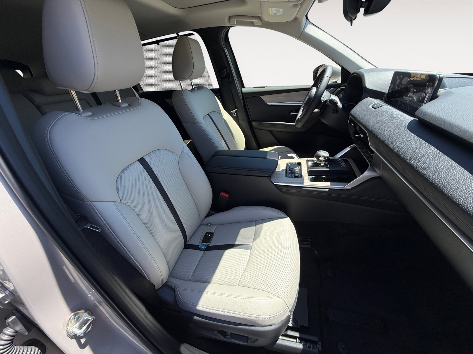 New 2026 Platinum Quartz Mazda Preferred image 19