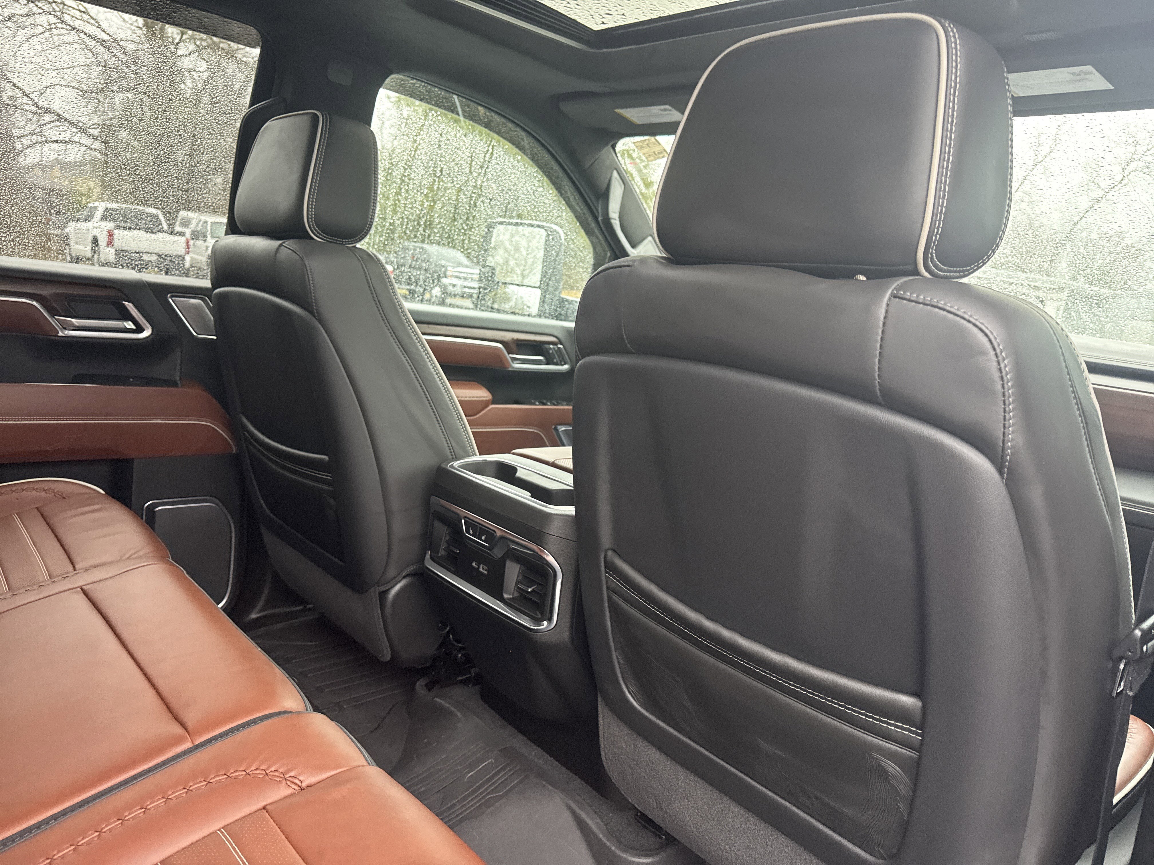 Used 2025 Sterling Metallic GMC Denali Ultimate image 34