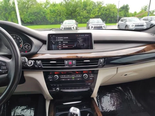 Used 2017 Silver BMW sDrive35i image 16