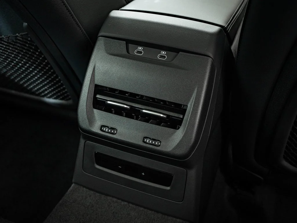 Used 2025 Glacier White Audi 2.0T Premium Plus image 38