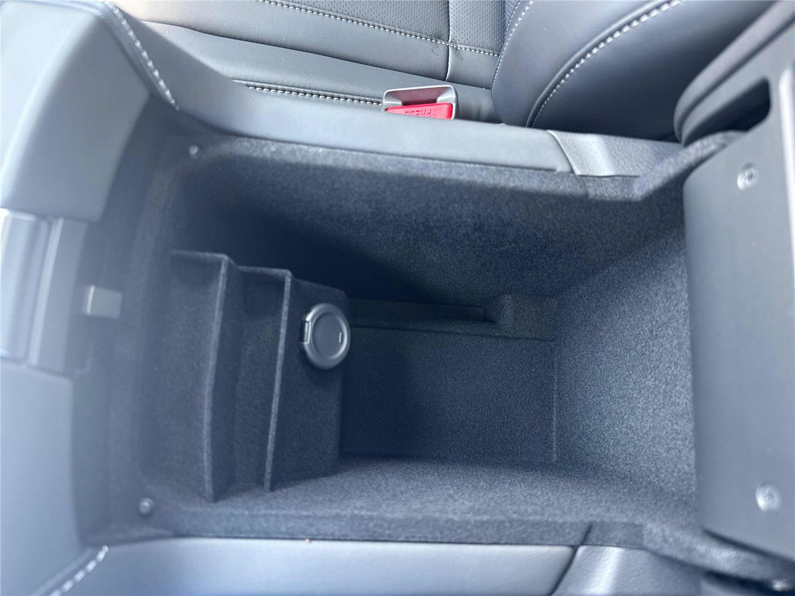 New 2027 GRAND BLUE INFINITI Luxe FWD image 23