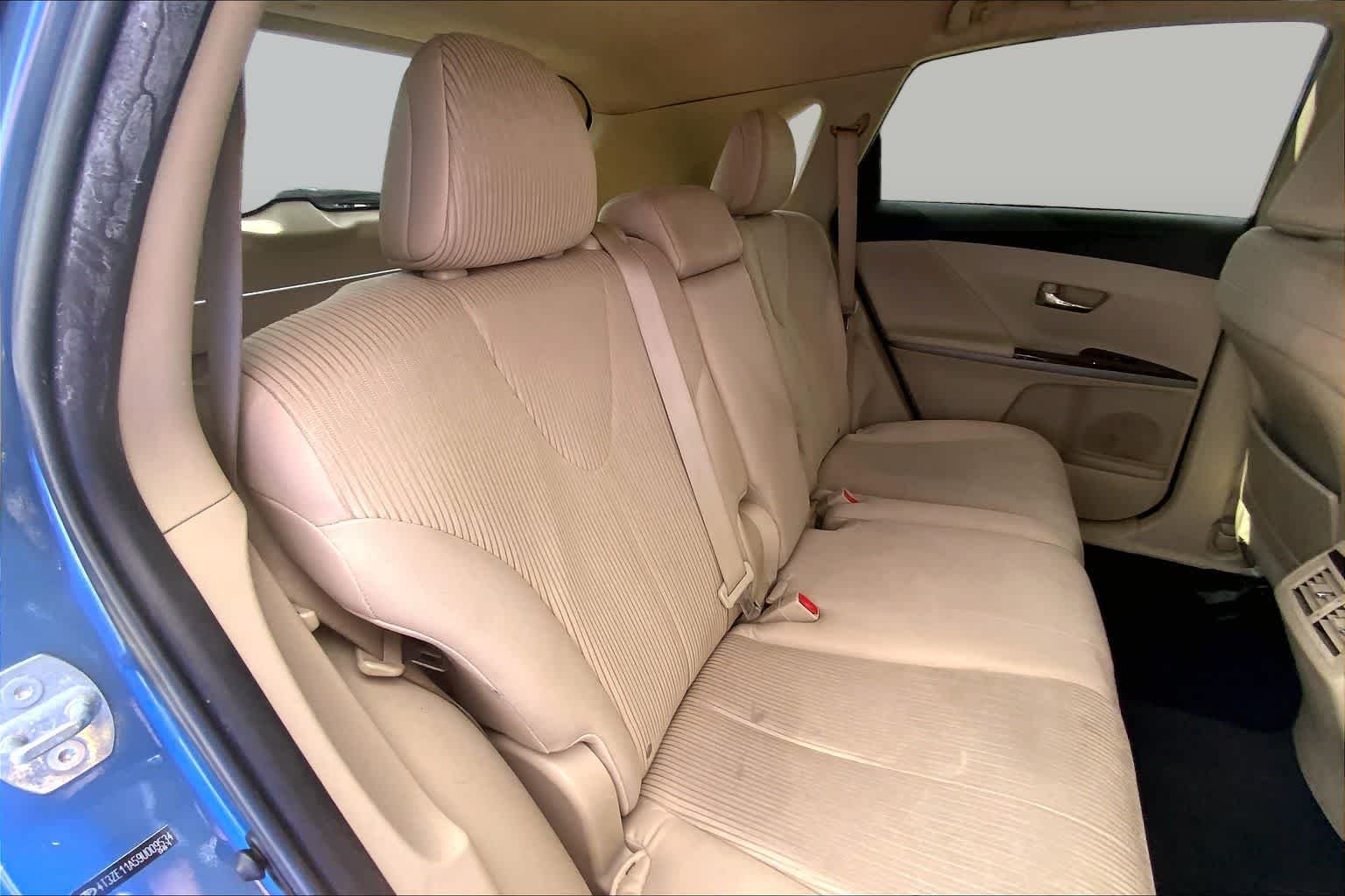 Used 2009 Tropical Sea Metallic Toyota  image 18