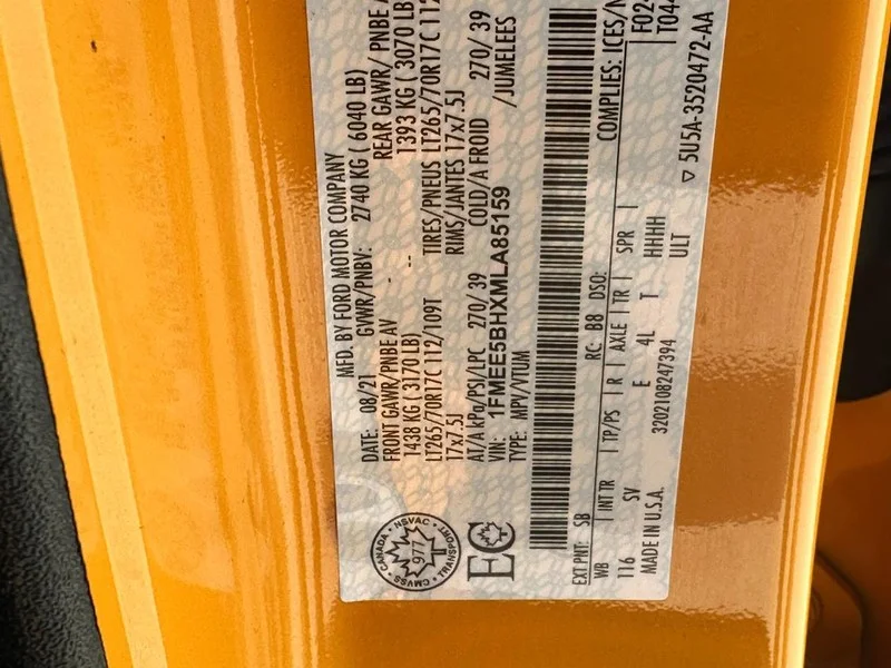 Certified Used 2021 Cyber Orange Metallic Tricoat Ford Base 4 Door 4x4 image 24