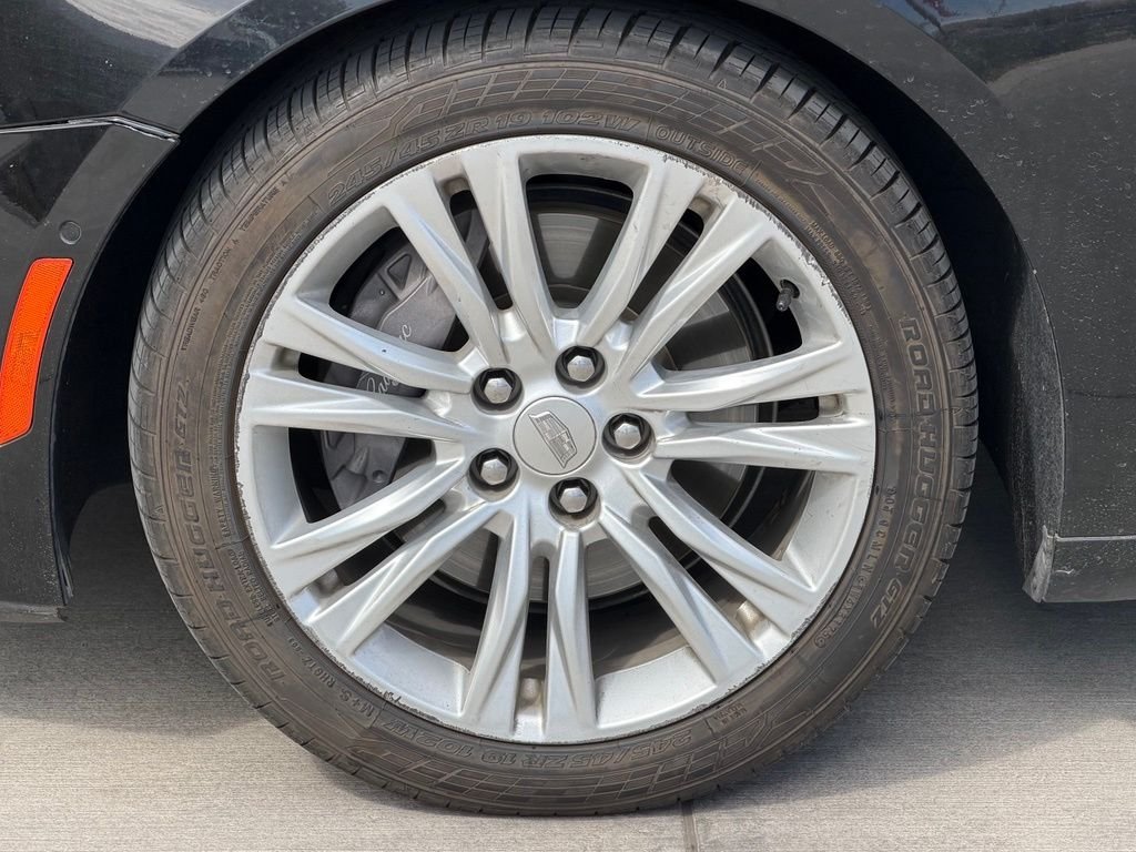 Used 2018 Black Cadillac Luxury image 6