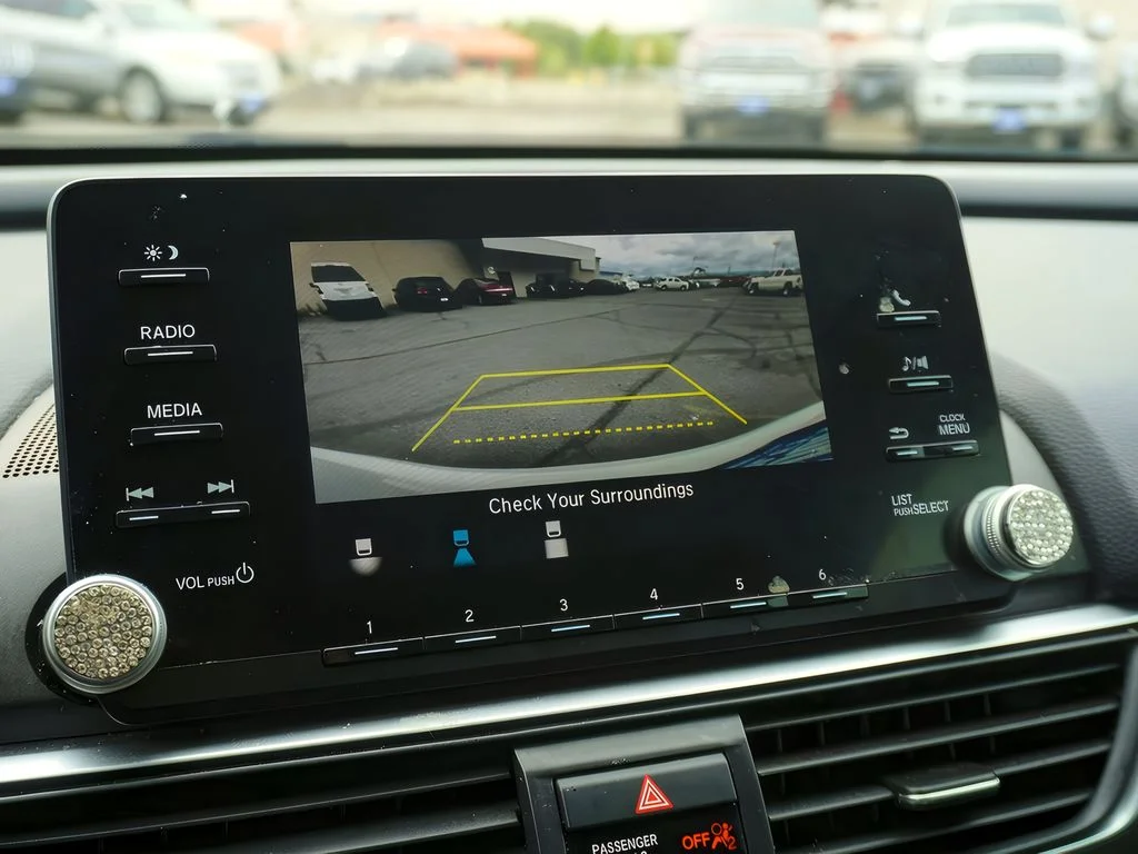 2019 Honda Accord LX - Photo 22