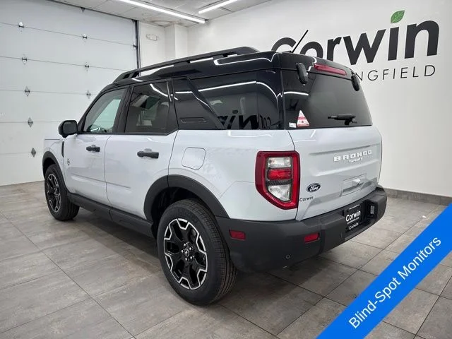 New 2026 Space White Metallic Ford Outer Banks® image 3
