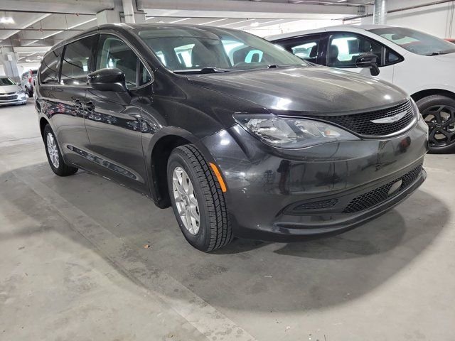 2023 Chrysler Voyager