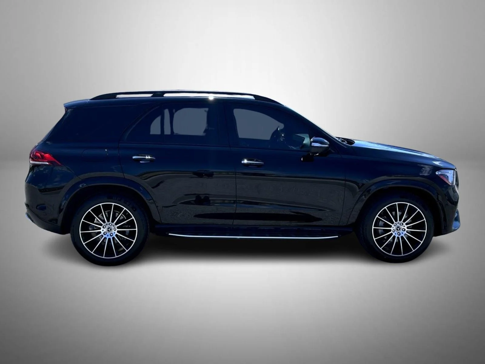 Used 2022 Black Mercedes-Benz GLE 350 image 4