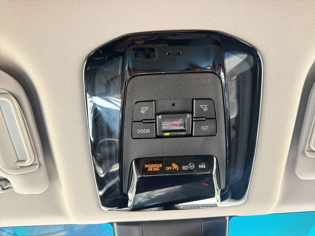 Used 2024 Blueprint Toyota LE image 28