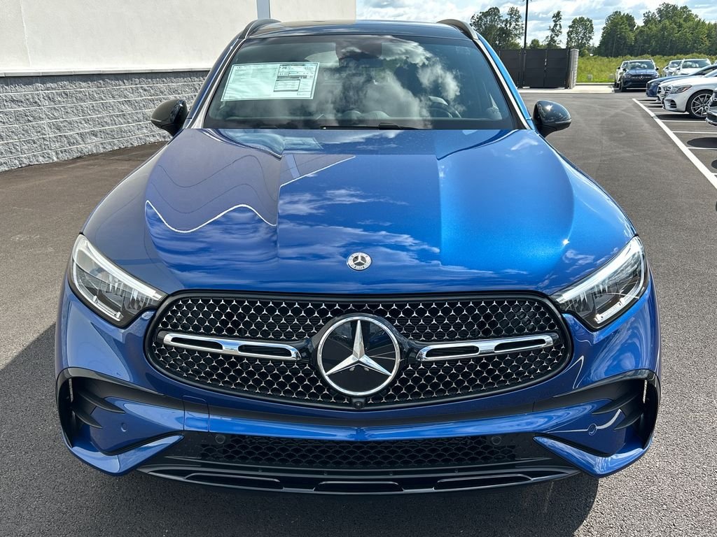 New 2027 Starling Blue Metallic Mercedes-Benz GLC 300 image 3