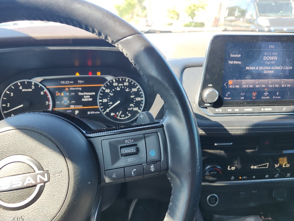 Used 2022 Super Black Nissan SV image 20