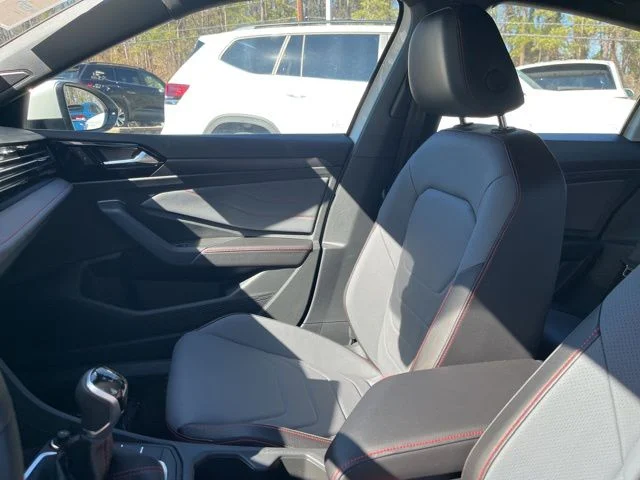 New 2026 White Volkswagen 2.0T Autobahn image 9