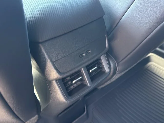 New 2027 Mosaic Black Metallic Chevrolet LT image 29