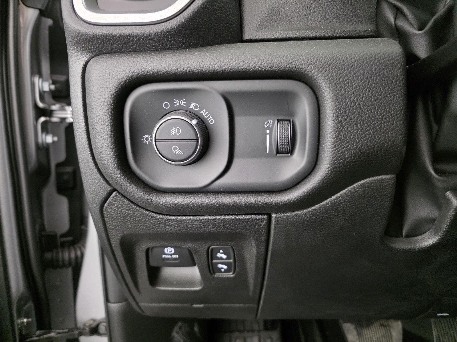 2025 RAM 1500 Big Horn/Lone Star - Photo 32