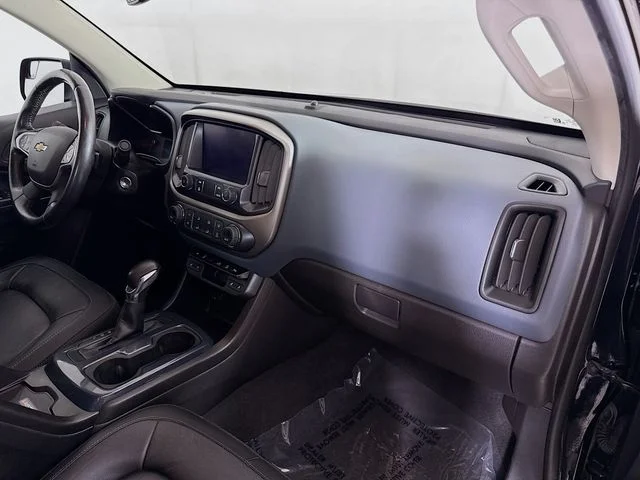 Certified Used 2022 Black Chevrolet Z71 image 26