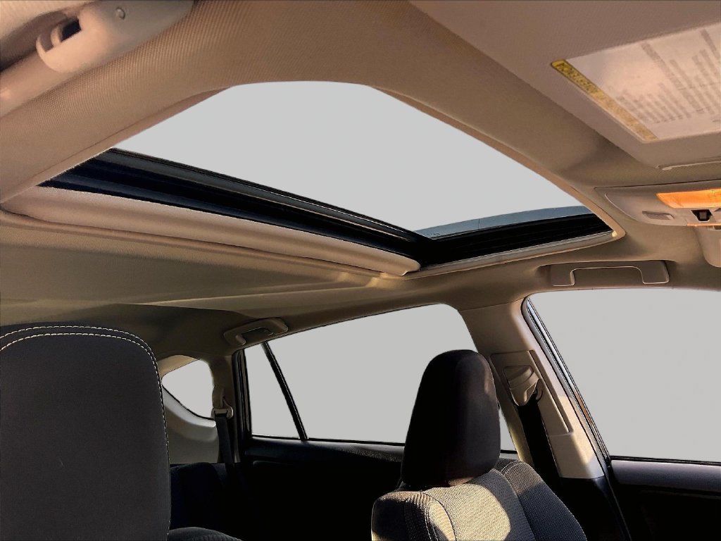 Used 2018 Black Toyota XLE image 21