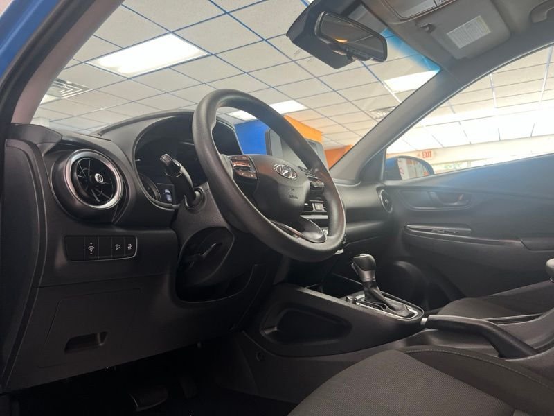 Certified Used 2022 Blue Hyundai SEL image 18