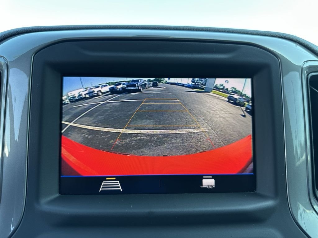 Used 2021 Red Chevrolet Custom image 23