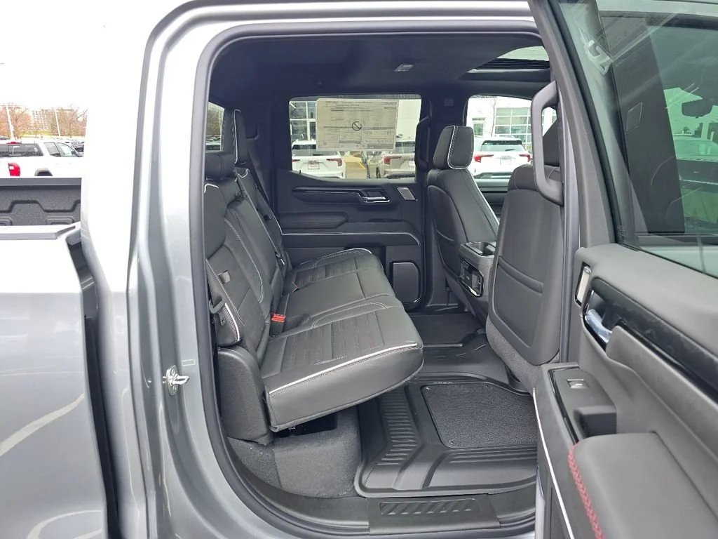 2026 GMC Sierra 1500 AT4X - Photo 31