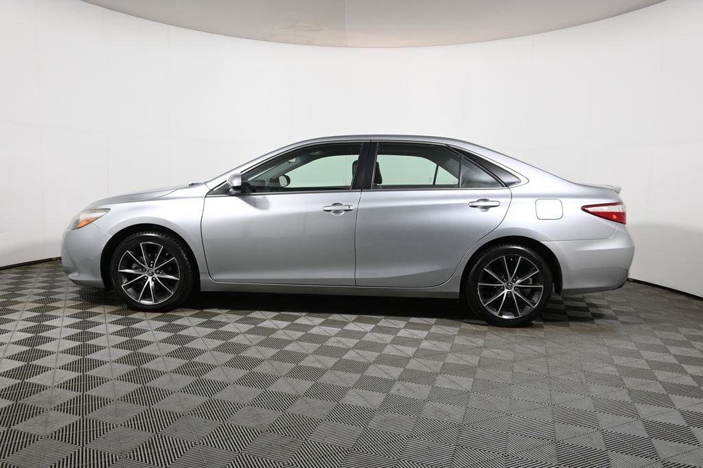 Used 2016 Toyota Camry XSE with VIN 4T1BF1FK3GU551270 for sale in Warwick, RI