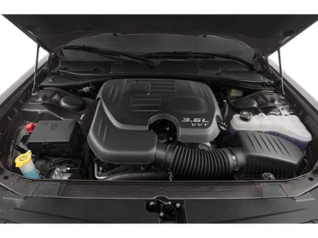 Used 2023 Torred Clearcoat Dodge SXT image 15