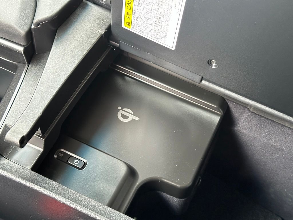 Used 2022 Gray Lexus 300h image 11